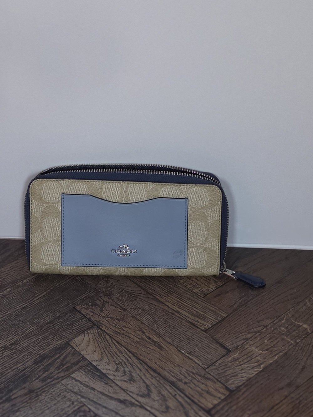 Coach Women's Signature Canvas Zip Wallet in Khaki and Blue